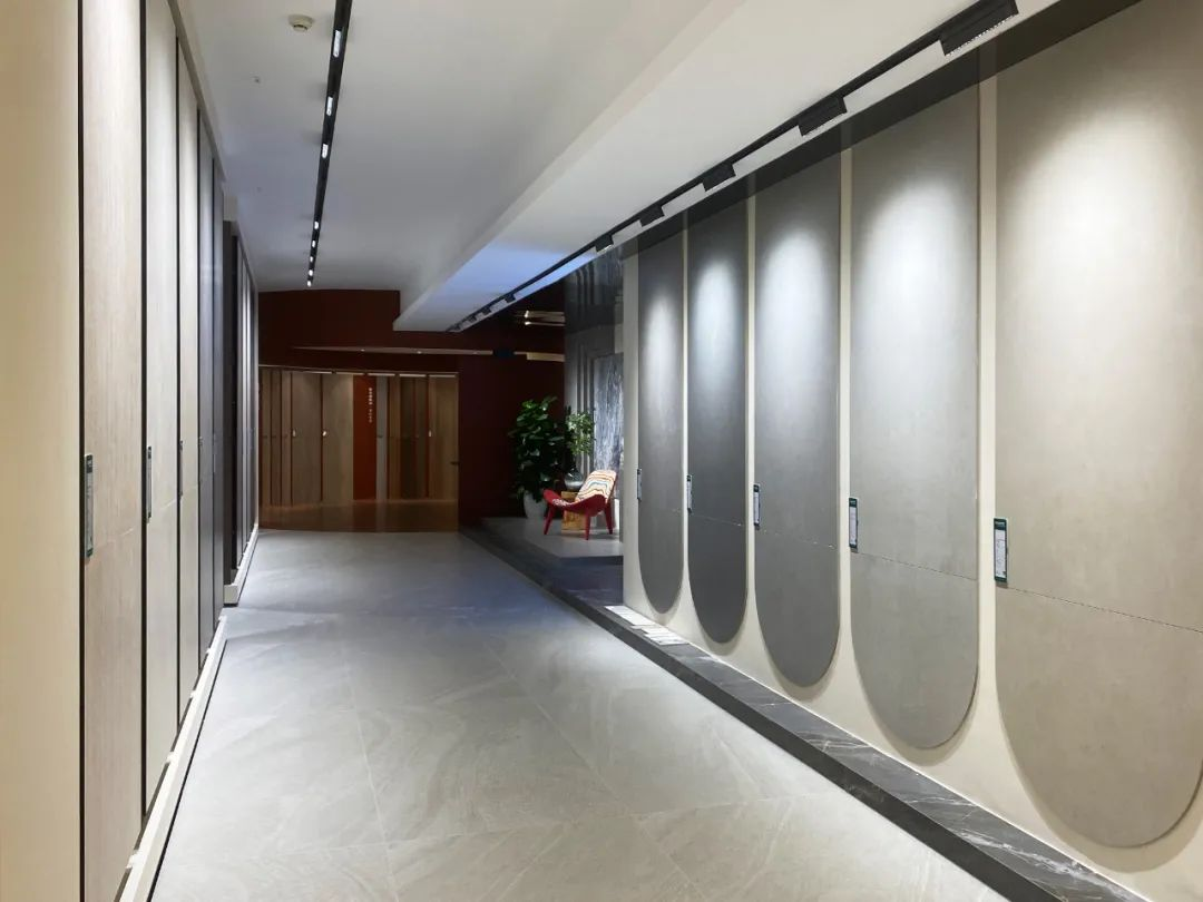 会员推荐 丨罗曼缔克瓷砖RM：ROMANTIC重庆·臻品馆，重新定义艺术体验空间(图12)